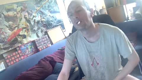 Snapshot of _svenerd_____ chatting on June 1, 2026, 9:00 am _svenerd_____ online show from June 1, 2026, 9:00 am