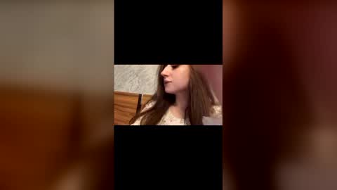 Kira online show from March 5, 2026, 6:31 am