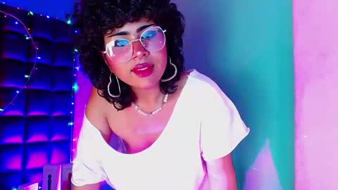 Kuromi online show from December 21, 2024, 8:18 am