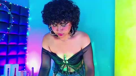 Kuromi online show from December 22, 2024, 4:06 pm