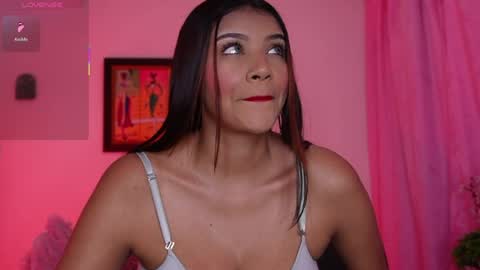   0900 p.m a 0500 a.m Colombia time UTC -5  online show from April 20, 2026, 2:03 am