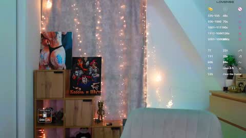 Dasha  online show from April 22, 2026, 6:16 am