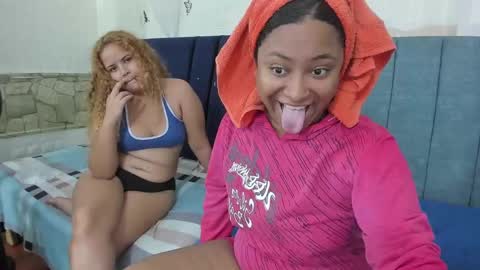 _sweettcandy_ online show from October 7, 2025, 4:48 pm