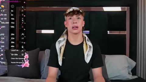 Angel online show from November 20, 2025, 11:10 am