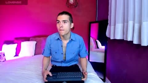    online show from November 11, 2025, 1:00 pm