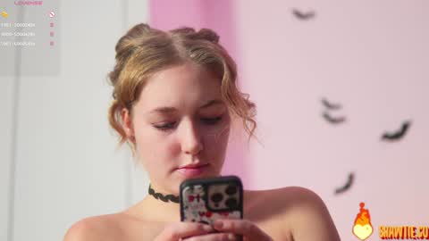 Taylor online show from November 5, 2025, 6:13 am