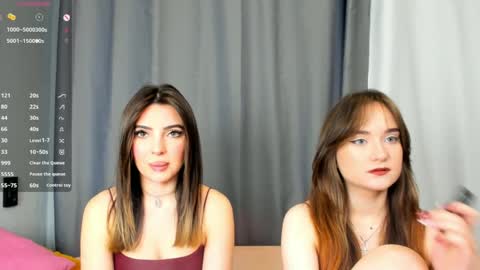 Snapshot of _teona_ann_for_you_ chatting on January 13, 2025, 6:06 am Teona and Annred hair online show from January 13, 2025, 6:06 am