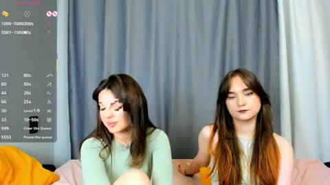 Snapshot of _teona_ann_for_you_ chatting on March 10, 2025, 9:43 am Teona and Annred hair online show from March 10, 2025, 9:43 am