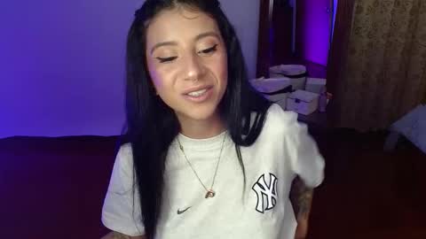 Snapshot of _the_dark_side_of_the_moon_ chatting on November 23, 2025, 2:44 am _the_dark_side_of_the_moon_ online show from November 23, 2025, 2:44 am