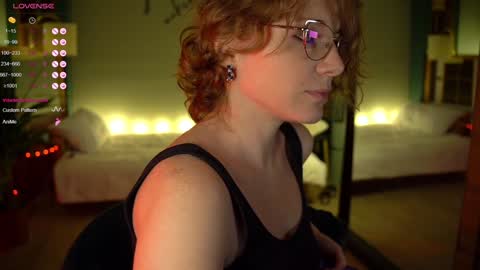 Evi online show from January 10, 2025, 11:39 pm