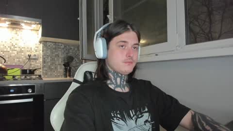 _torfin_ online show from December 19, 2024, 12:34 am