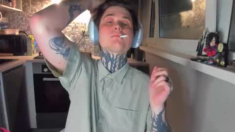 _torfin_ online show from February 8, 2026, 8:23 pm