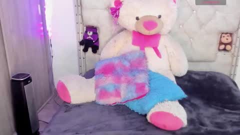 Snapshot of _trinitty chatting on September 23, 2025, 1:52 am _trinitty online show from September 23, 2025, 1:52 am