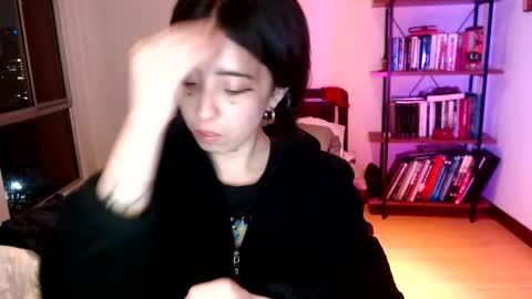 luna online show from February 27, 2025, 5:34 am