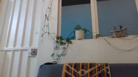 _tutti_frutti_ online show from January 14, 2025, 3:32 am