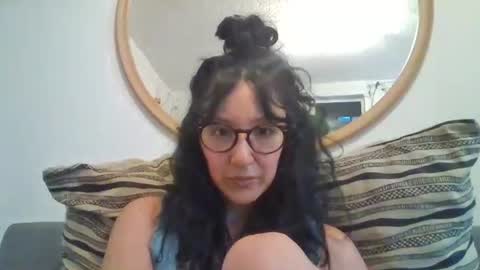 _tutti_frutti_ online show from September 9, 2025, 5:51 am