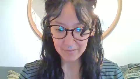 _tutti_frutti_ online show from September 22, 2025, 4:25 am