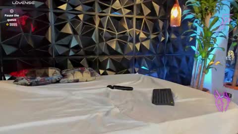 _valentina_69 online show from December 14, 2024, 6:35 am