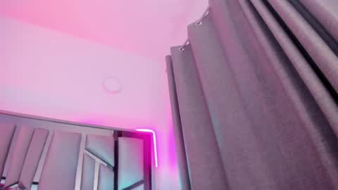 Snapshot of _valeria_saenz_ chatting on July 2, 2026, 3:23 am _valeria_saenz_ online show from July 2, 2026, 3:23 am