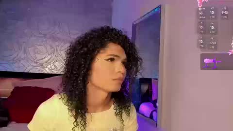 Venus online show from September 12, 2025, 8:31 pm