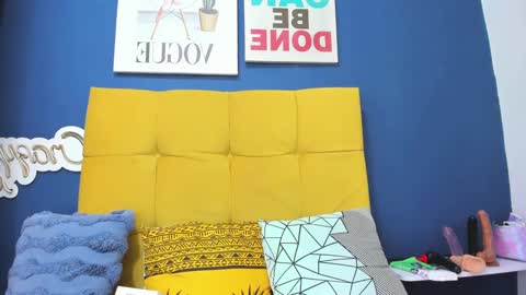 Veronica  online show from January 24, 2025, 5:21 am