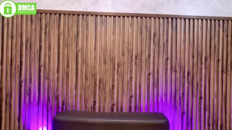 Veronica online show from April 18, 2026, 2:10 pm