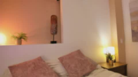 Snapshot of _victoria_lee chatting on April 21, 2026, 12:11 pm Victoria online show from April 21, 2026, 12:11 pm