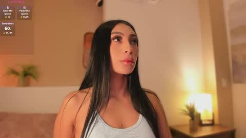 Snapshot of _victoria_lee chatting on May 5, 2026, 12:02 pm Victoria online show from May 5, 2026, 12:02 pm