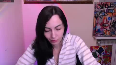 Vio online show from June 17, 2026, 5:03 pm