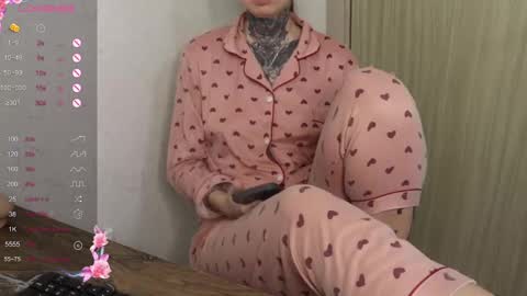 Alis online show from March 10, 2025, 2:39 am