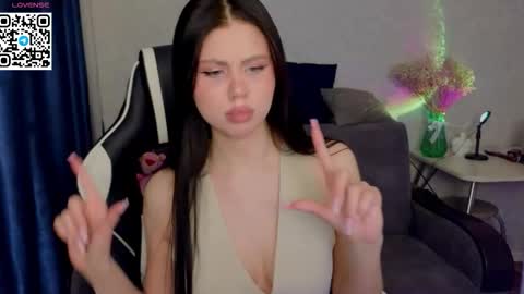 Fiona and Wayne online show from March 11, 2026, 5:52 pm