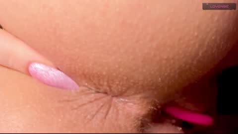 Enni online show from February 6, 2025, 4:47 pm