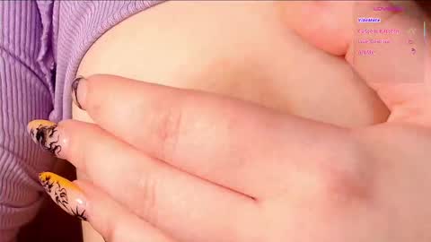 Enni online show from April 9, 2026, 6:19 am