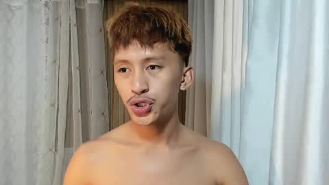 Snapshot of _xxhavefunwithme69_ chatting on May 15, 2026, 11:12 pm Andrei online show from May 15, 2026, 11:12 pm