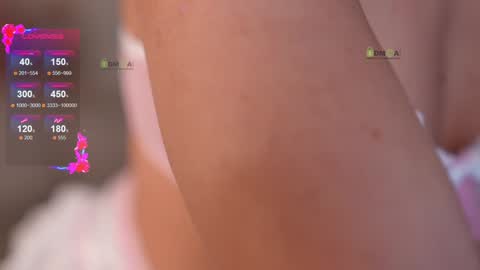 Snapshot of _your_angel chatting on December 7, 2024, 11:34 pm YOUR ANGEL online show from December 7, 2024, 11:34 pm