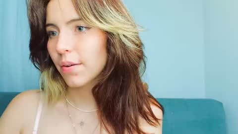 _yourcherrybomb online show from January 25, 2025, 7:28 am