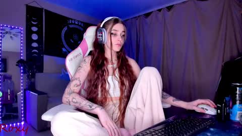 Roxy online show from February 25, 2025, 2:36 am