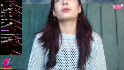 Yuyi online show from September 27, 2025, 9:20 pm