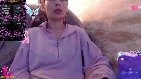 Snapshot of _yuyi chatting on July 16, 2026, 4:07 am Yuyi online show from July 16, 2026, 4:07 am