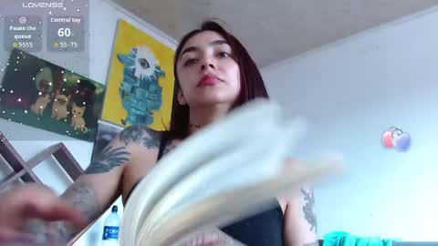 Zoe  online show from April 16, 2026, 5:25 pm