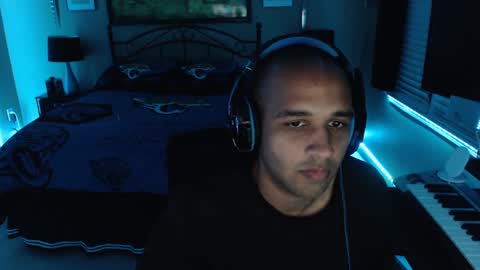 a4orce online show from February 13, 2025, 1:40 am