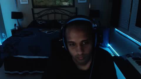 a4orce online show from March 13, 2026, 2:18 am