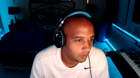 Snapshot of a4orce chatting on June 20, 2026, 5:43 am a4orce online show from June 20, 2026, 5:43 am