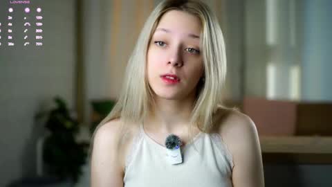 Snapshot of a__mother_of_dragons chatting on March 3, 2026, 1:45 am Luna online show from March 3, 2026, 1:45 am