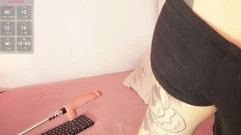 Alexandra  online show from April 16, 2026, 9:32 am