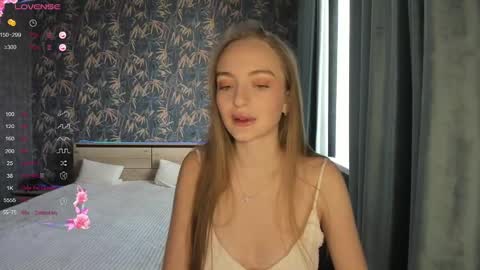 Adelina online show from February 10, 2025, 8:31 am