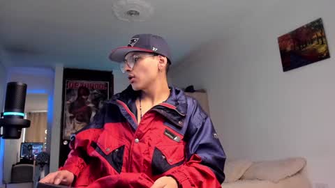 alejo online show from December 7, 2024, 8:49 pm