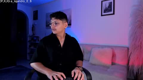 alejo online show from November 19, 2025, 4:07 pm