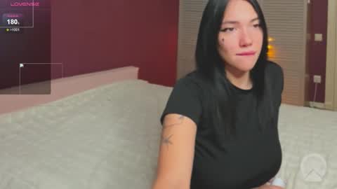 Kris Michael online show from October 30, 2025, 8:20 pm