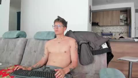 A Sexy Couple online show from January 22, 2025, 7:03 pm